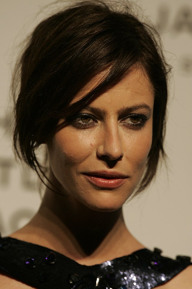 Anna Mouglalis - scrap_google_ccl