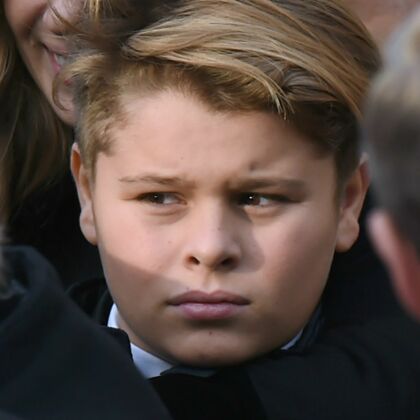 Comment Est Le Fils De David Hallyday - gmedia